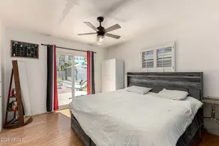 1301 W MacKenzie Dr, Phoenix, AZ 85013 - Photo 14