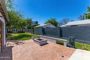 1301 W MacKenzie Dr, Phoenix, AZ 85013 - Photo 22