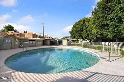 1702 W Tuckey Lane #131, Phoenix, AZ 85015 - Photo 16