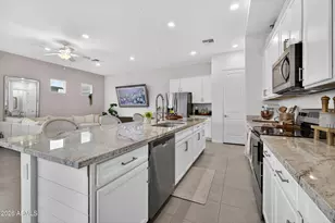 1568 E Shannon St, Gilbert, AZ 85295 - Photo 8