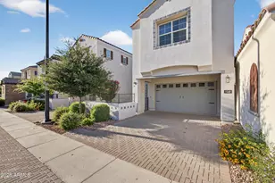 1568 E Shannon St, Gilbert, AZ 85295 - Photo 2