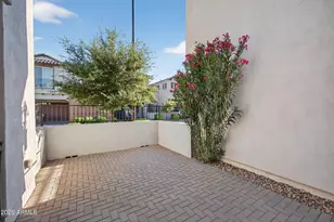 1568 E Shannon St, Gilbert, AZ 85295 - Photo 6