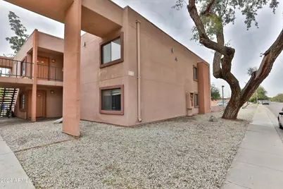 330 S Beck Avenue #Unit 201, Tempe, AZ 85281 - Photo 2