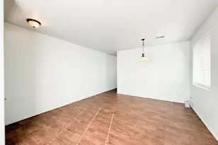 6919 S 37th Glen, Phoenix, AZ 85041 - Photo 4