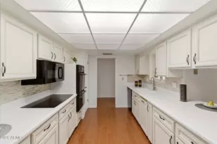 10616 W Roundelay Cir, Sun City, AZ 85351 - Photo 10