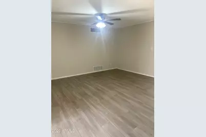 1811 N 44th Street, Phoenix, AZ 85008 - Photo 8