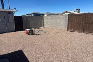 1811 N 44th St, Phoenix, AZ 85008 - Photo 24