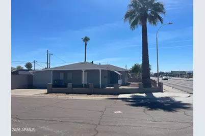 1811 N 44th Street, Phoenix, AZ 85008 - Photo 4