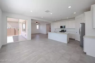 12073 W Calle De Pompas, Peoria, AZ 85383 - Photo 4