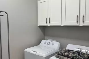 250 W Queen Creek Rd, Chandler, AZ 85248 - Photo 22