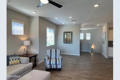 250 W Queen Creek Road #Apt 201, Chandler, AZ 85248 - Photo 8