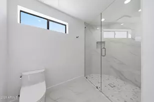 8429 E Del Camino Dr, Scottsdale, AZ 85258 - Photo 32