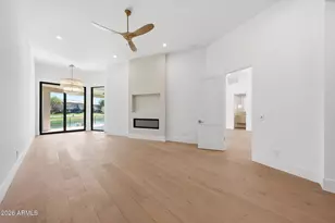 8429 E Del Camino Dr, Scottsdale, AZ 85258 - Photo 16