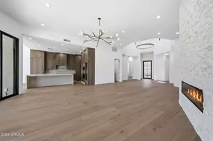 8429 E Del Camino Dr, Scottsdale, AZ 85258 - Photo 8