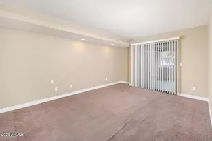 3420 W Danbury Dr, Phoenix, AZ 85053 - Photo 8