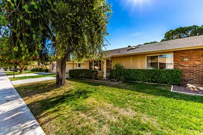 18218 N 99th Drive, Sun City, AZ 85373 - Photo 2