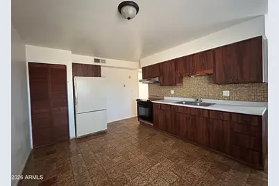 2446 E Blanche Drive, Phoenix, AZ 85032 - Photo 2