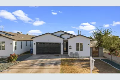 209 E Kinderman Drive, Avondale, AZ 85323 - Photo 1