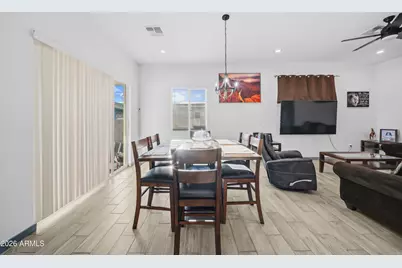 209 E Kinderman Drive, Avondale, AZ 85323 - Photo 8