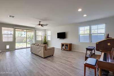 130 N Bay Drive, Gilbert, AZ 85233 - Photo 12