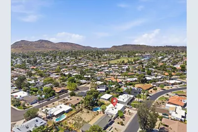 341 E Deepdale Road, Phoenix, AZ 85022 - Photo 34