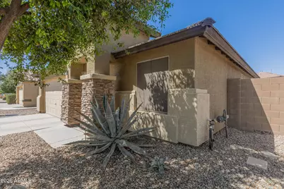 42038 W Cheyenne Drive, Maricopa, AZ 85138 - Photo 2