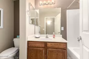 42038 W Cheyenne Dr, Maricopa, AZ 85138 - Photo 20