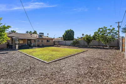 1210 W Missouri Avenue, Phoenix, AZ 85013 - Photo 24