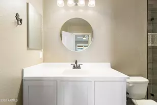 240 W Juniper Ave, Gilbert, AZ 85233 - Photo 18