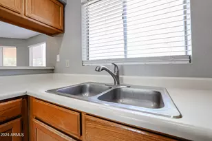 9208 W Gary Rd, Peoria, AZ 85345 - Photo 10