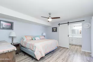 9460 E Mission Ln, Scottsdale, AZ 85258 - Photo 14