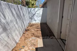 1631 E Yale St, Phoenix, AZ 85006 - Photo 6