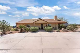 67062 Monroe St, Salome, AZ 85348 - Photo 2