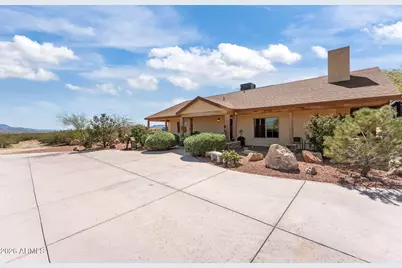 67062 Monroe Street, Salome, AZ 85348 - Photo 4