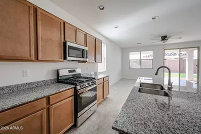 26134 N 170th Avenue, Surprise, AZ 85387 - Photo 4