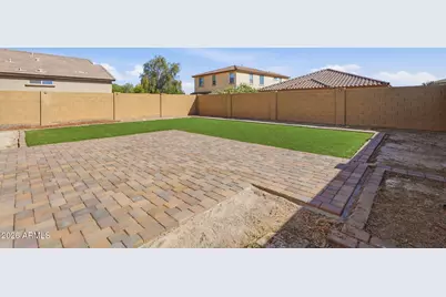 16789 W Moreland Street, Goodyear, AZ 85338 - Photo 44