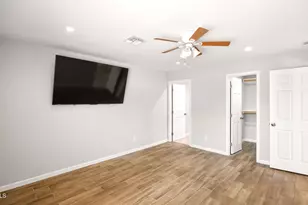 1643 N 22nd Pl, Phoenix, AZ 85006 - Photo 18