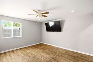 1643 N 22nd Pl, Phoenix, AZ 85006 - Photo 18