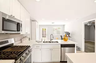 1643 N 22nd Pl, Phoenix, AZ 85006 - Photo 12