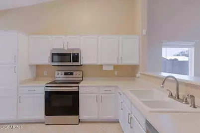 1906 N 103rd Drive, Avondale, AZ 85392 - Photo 6