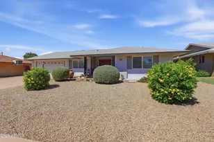 10734 W Saratoga Cir, Sun City, AZ 85351 - Photo 2