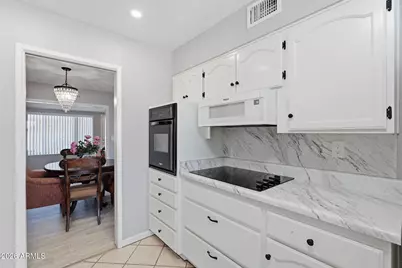 10734 W Saratoga Circle, Sun City, AZ 85351 - Photo 10