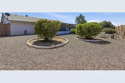 10734 W Saratoga Circle, Sun City, AZ 85351 - Photo 38