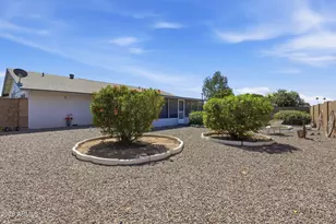 10734 W Saratoga Cir, Sun City, AZ 85351 - Photo 38