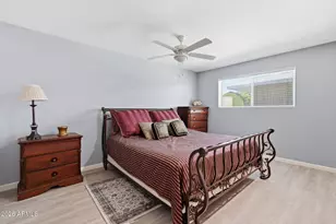 10734 W Saratoga Cir, Sun City, AZ 85351 - Photo 20