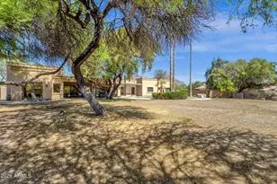4139 E Colter St, Phoenix, AZ 85018 - Photo 2
