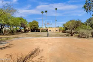 4139 E Colter St, Phoenix, AZ 85018 - Photo 50