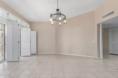 10802 W Thunderbird Boulevard, Sun City, AZ 85351 - Photo 10