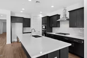17065 W Hope Dr, Surprise, AZ 85388 - Photo 8