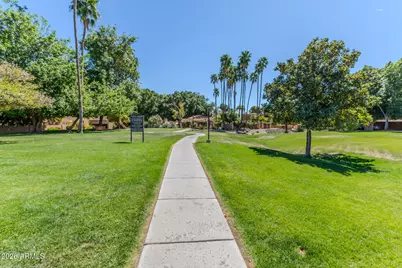 736 E North Lane #3, Phoenix, AZ 85020 - Photo 6